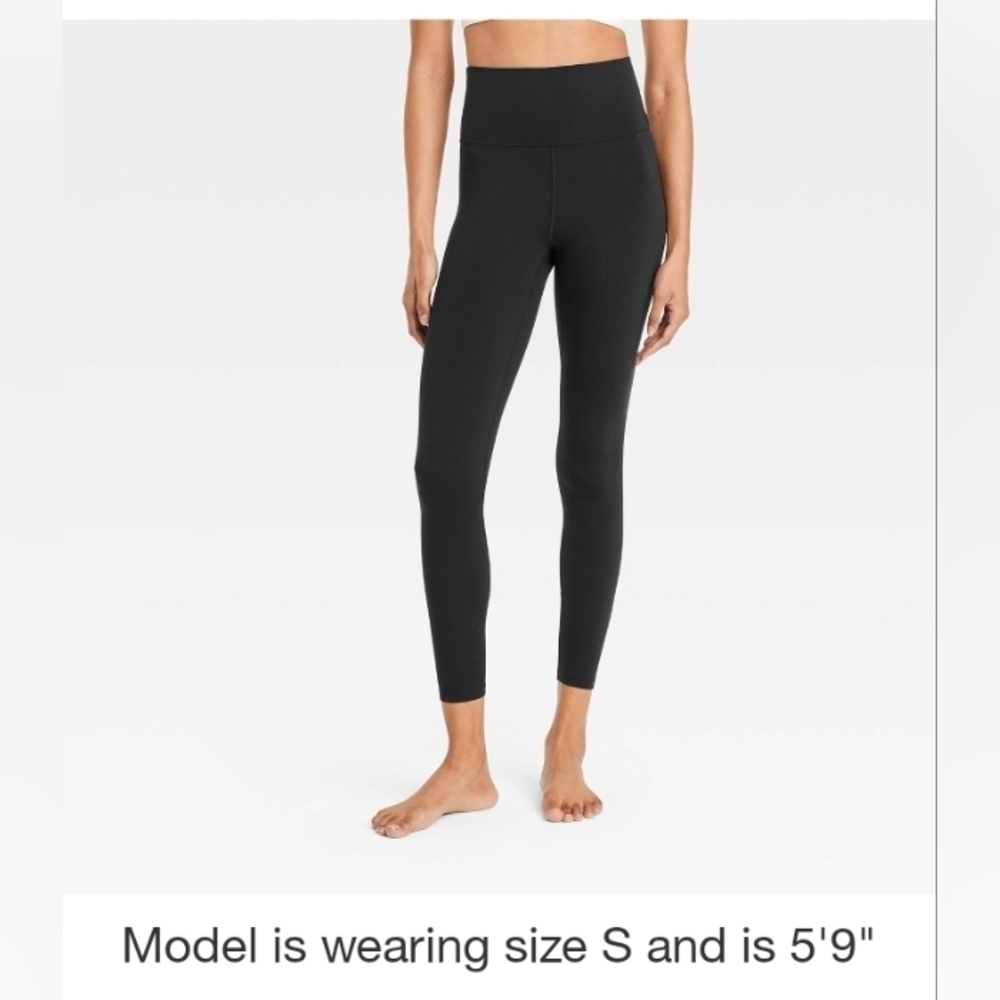 All In Motion Women's Everyday Soft Ultra High-Rise Leggings